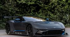 -1.华沙的铁幕，贝尔格莱德的眼泪，布罗佐维奇一剑封喉，波兰杀入2026世界杯决赛（侧重地缘宿命与悲情色彩）