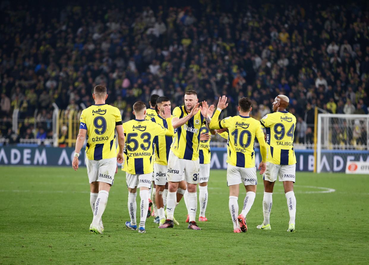 瓦伦西亚球员遇伤病潮，阵容缺兵少将