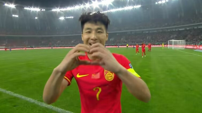 亚洲球员在国际比赛中取得巨大成功,成为焦点 亚洲球员在国际比赛中取得巨大成功,成为焦点