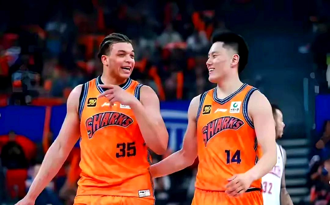 欧洲男篮传统对决:里昂狮兽逆转尼斯公主队 欧洲男篮传统对决:里昂狮兽逆转尼斯公主队