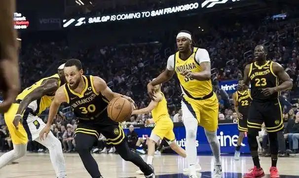 勇士主场大胜湖人,库里狂砍40分 勇士主场大胜湖人,库里狂砍40分