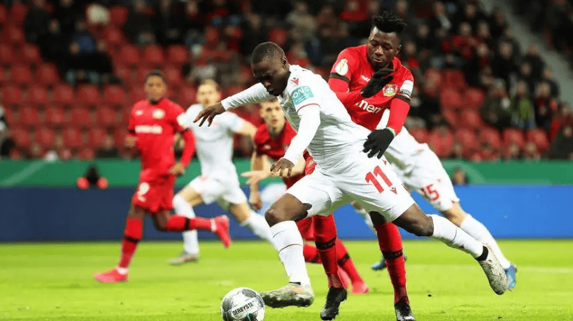 关于斯图加特主场三连胜战胜柏林赫塔闯入胜利序列的信息