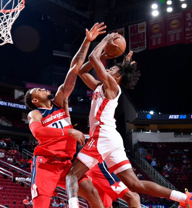 榜眼新秀爆发,奇才战胜老鹰 榜眼新秀爆发,奇才战胜老鹰