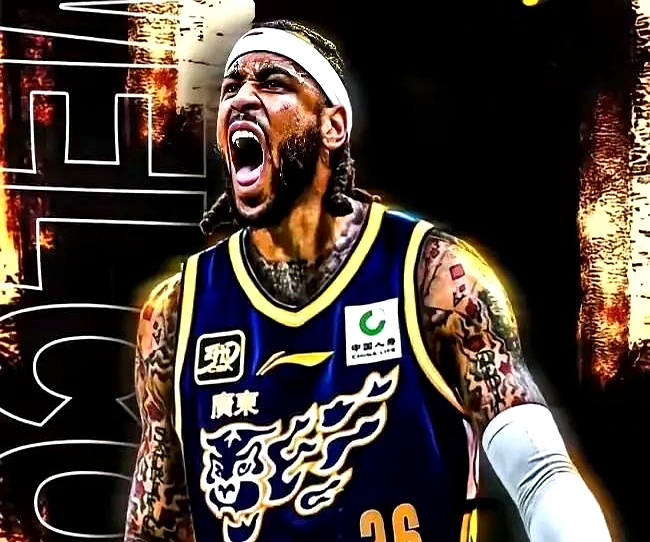 广东宏远主帅杜锋：周鹏为球队作出了巨大贡献。